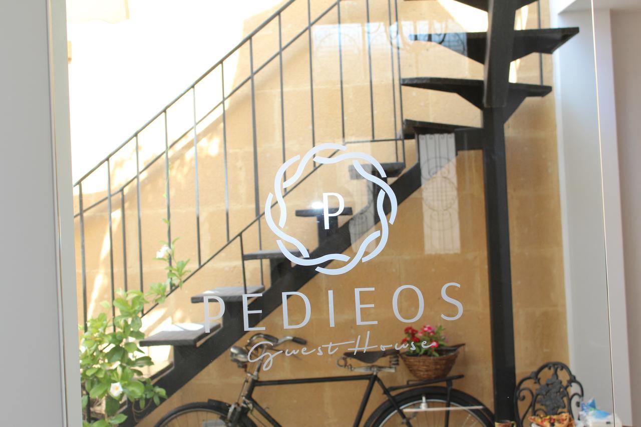 Pedieos Guest House Nicosia Eksteriør billede