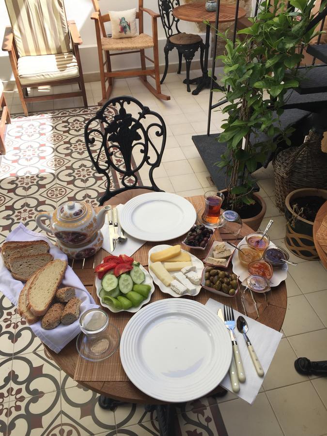 Pedieos Guest House Nicosia Eksteriør billede