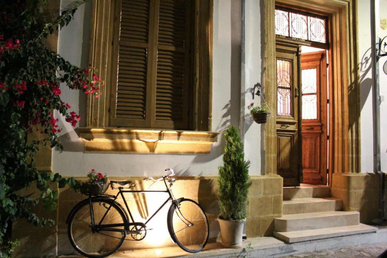 Pedieos Guest House Nicosia Eksteriør billede
